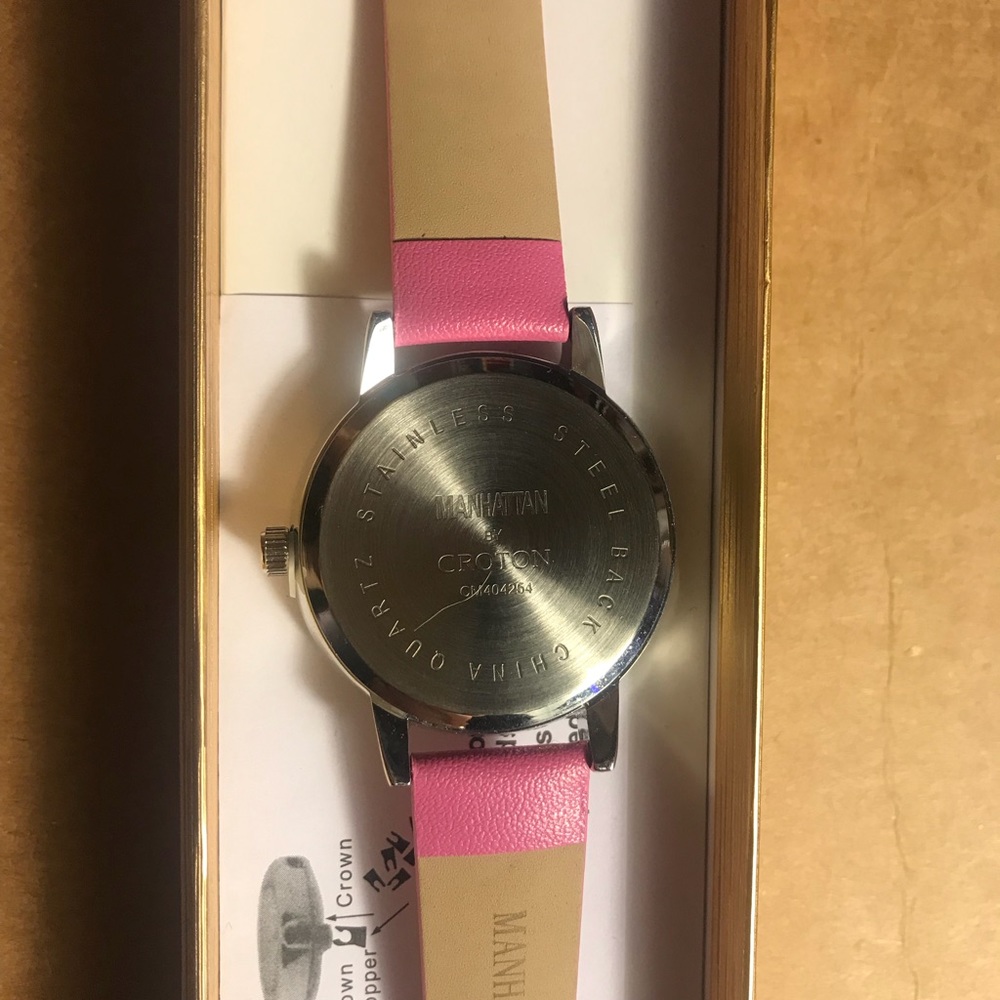 Pink watch - Picture 5 of 6